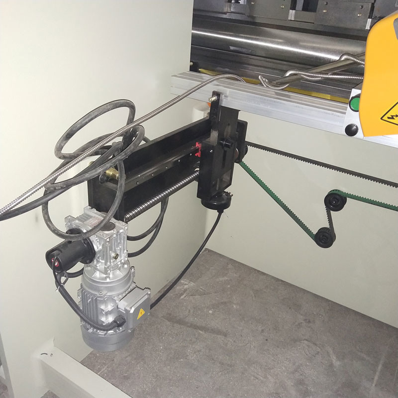 Mini 40T 1200MM NC Press Brake Machine With E21 CE Certification