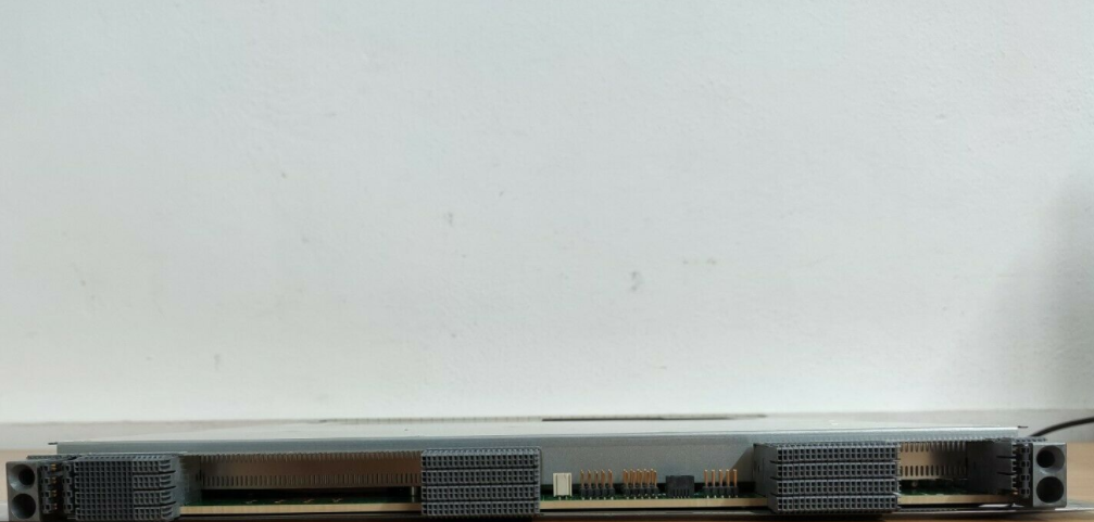 Stock MPC4E-3D-2CGE-8XGE Universal Routing Platform Interface Module Card For Networks
