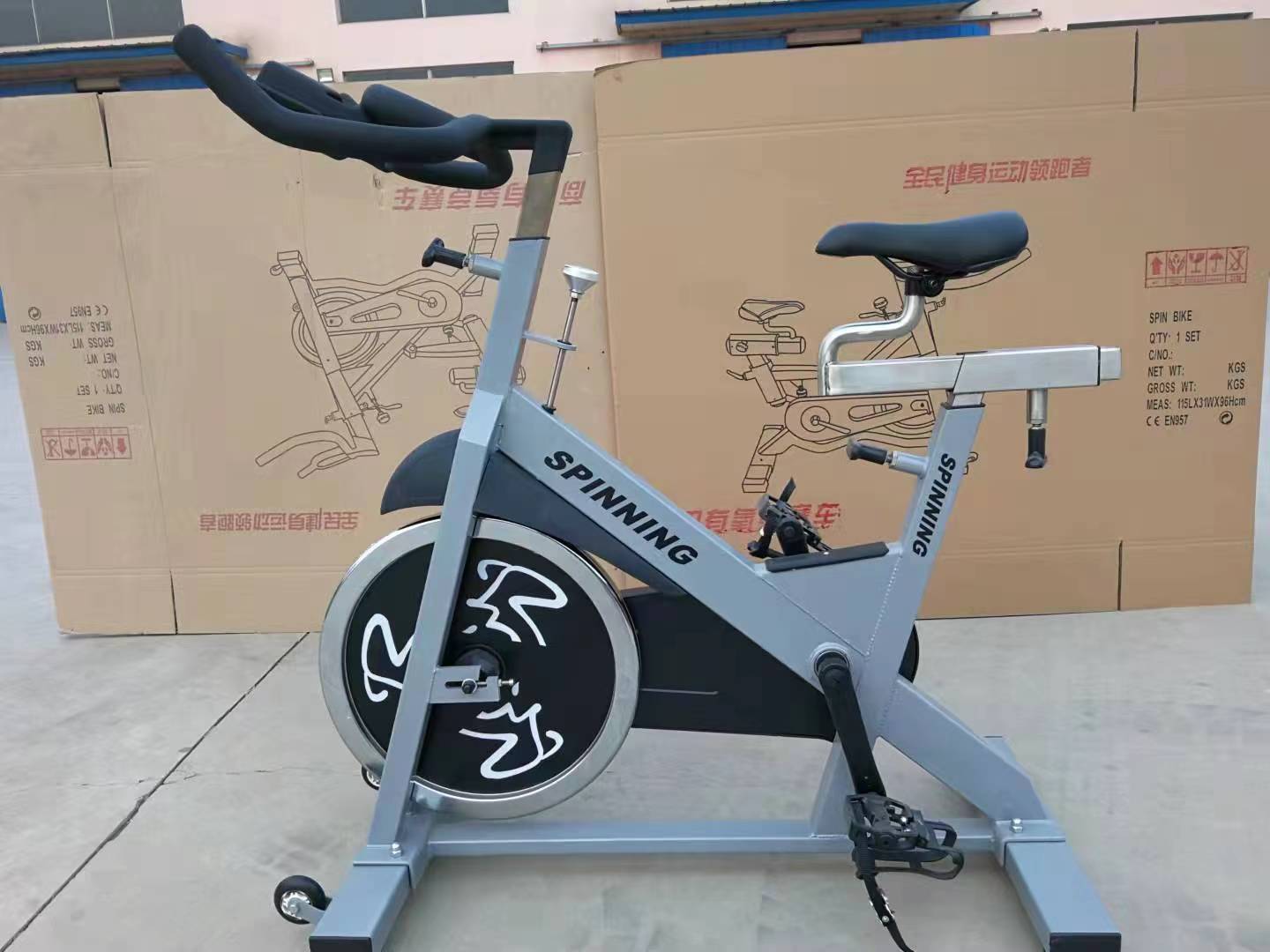 21kg Flywheel Spinning Bikes Gym Commercial Cardio Training For Indoor