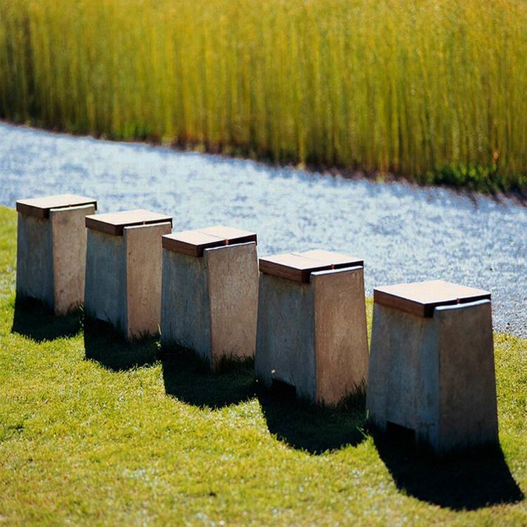 China Foshan City Concrete Patio Side Table for Outdoor Decor Concrete Table Sets Bench
