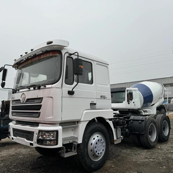 Shacman F3000 Right Hand Drive Crane Tractor Truck Head 351-460HP 400L Diesel