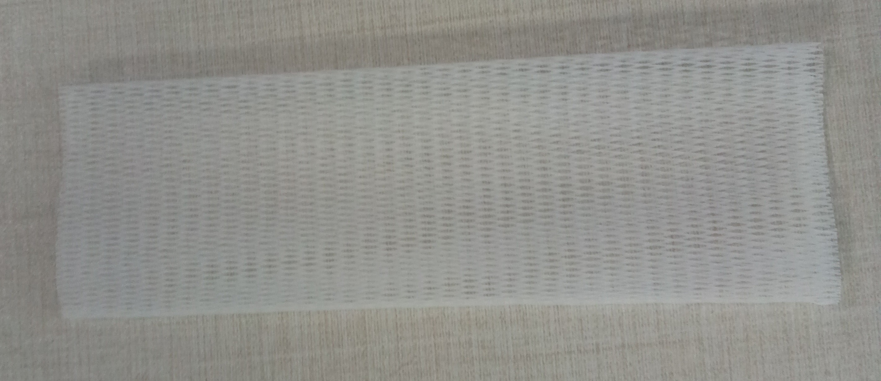 White PE Protective Mesh Liquor Bottle Sleeves 80 Mesh Reusable Soft Polyethylene