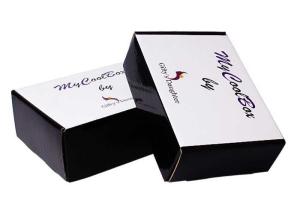 China 750g - 1200g CCNB Decorative Paper Boxes , Embossing Hard Cardboard Boxes on sale