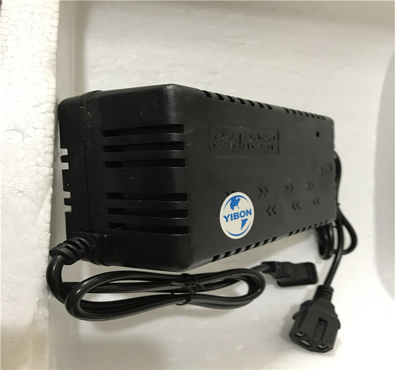 Factory supply batteries rechargeable li-ion lithium 6.8Ah 12v /5V 13Ah12v with AC Charger US/EU/AU/UK Plug