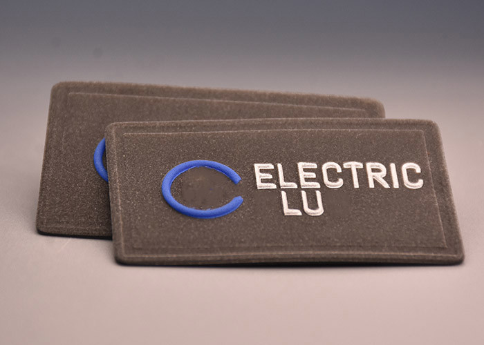Custom 3M Reflective Embossed Raised Logo Heat Transfer Labels For Apparel
