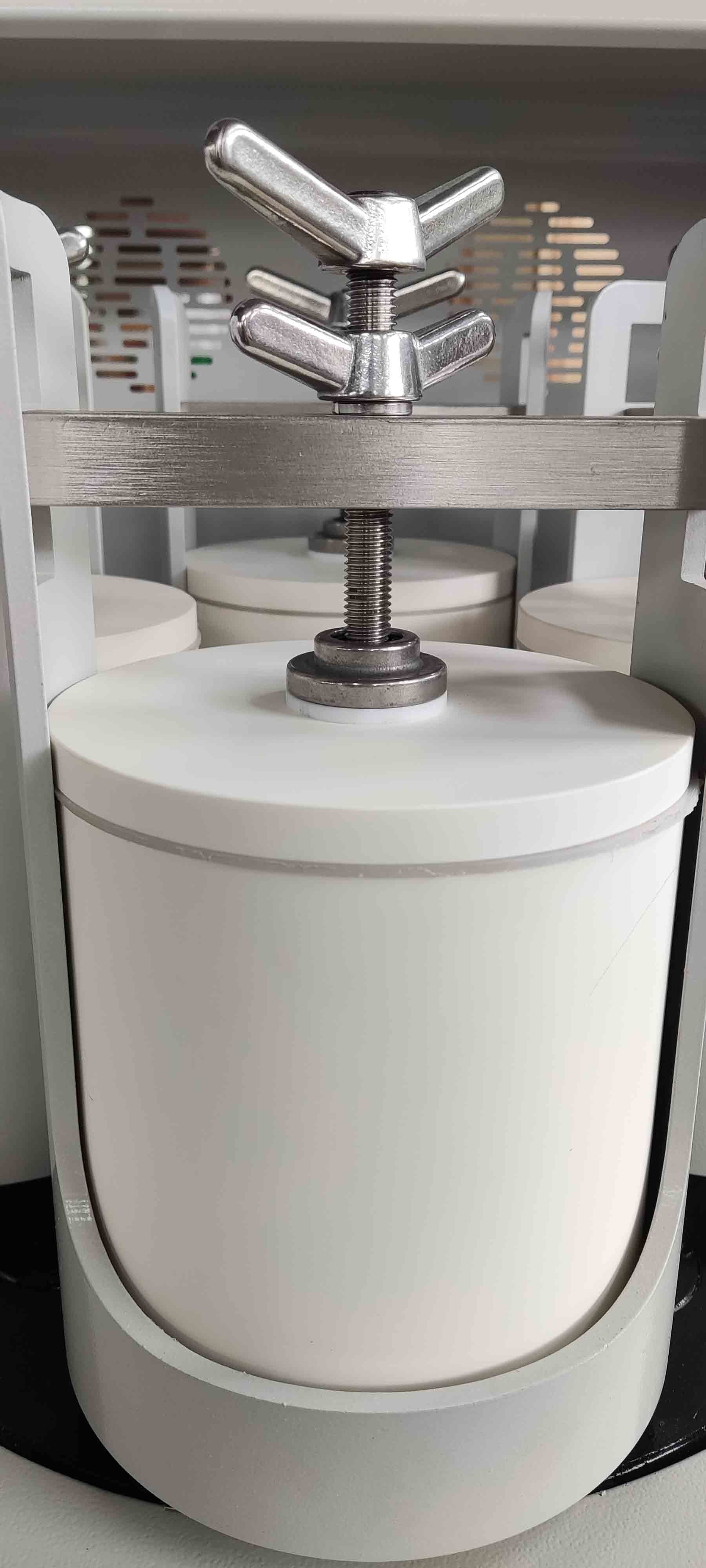 110V Or 220V Ball Milling Machine For Materials Less Than 10mm