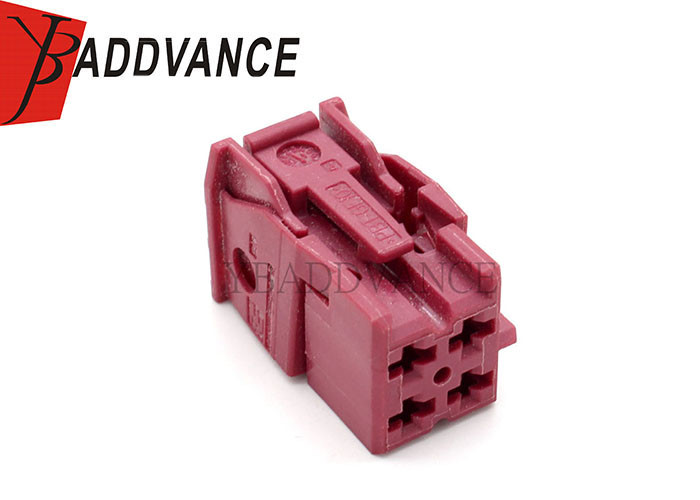 4-1670878-2 A 4 Pin Female TE Tyco AMP Connectors