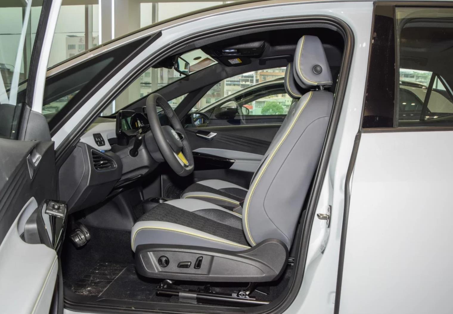 Power 125kw EV Cars Gray Color VW ID3 Suv Electric Cars 5 Seats