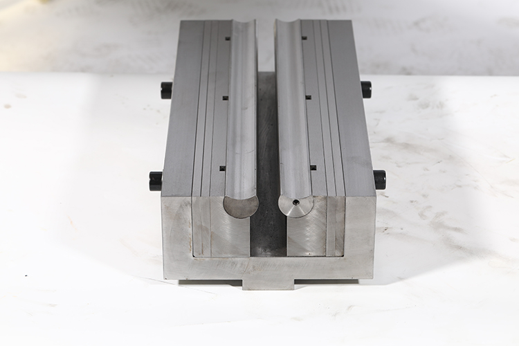 Hydraulic Adjustable Groove Mold Lower Press Brake Punch And Die