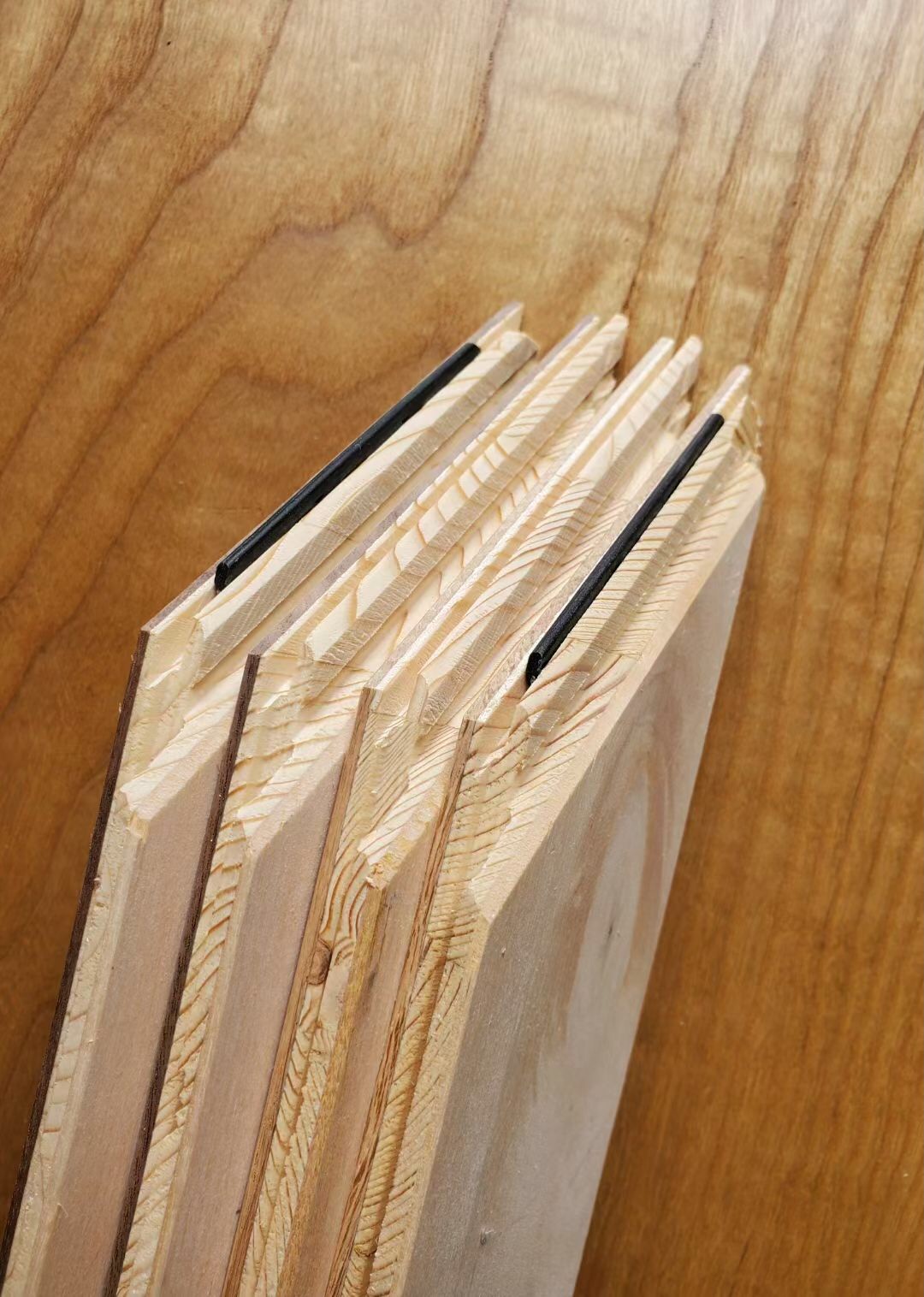 Distressed Fishbone Style Three Layers Engineered Wood Parquetry Flooring for Living Room