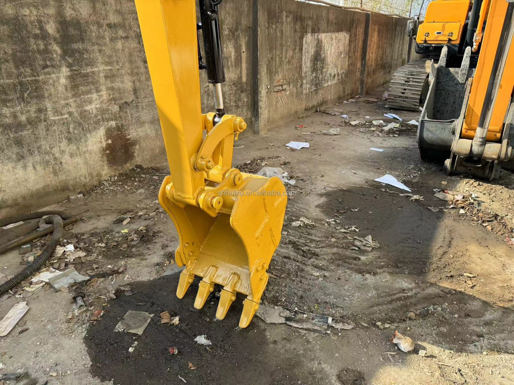 Factory Price used excavator cat303 mini used excavators CAT 303 on sale