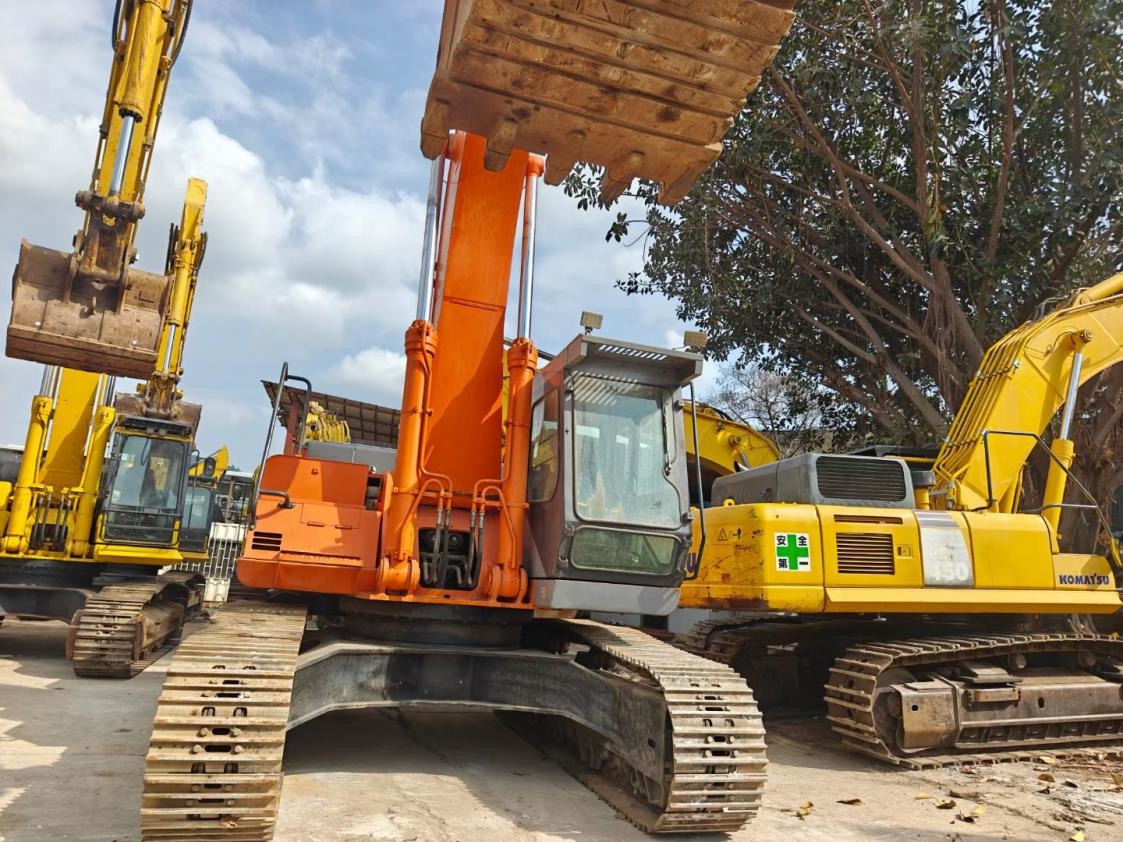 42ton Large Hitachi Used Secondhand 450-6 450 Hitachi Excavator Bucket Capacity 2.7m3