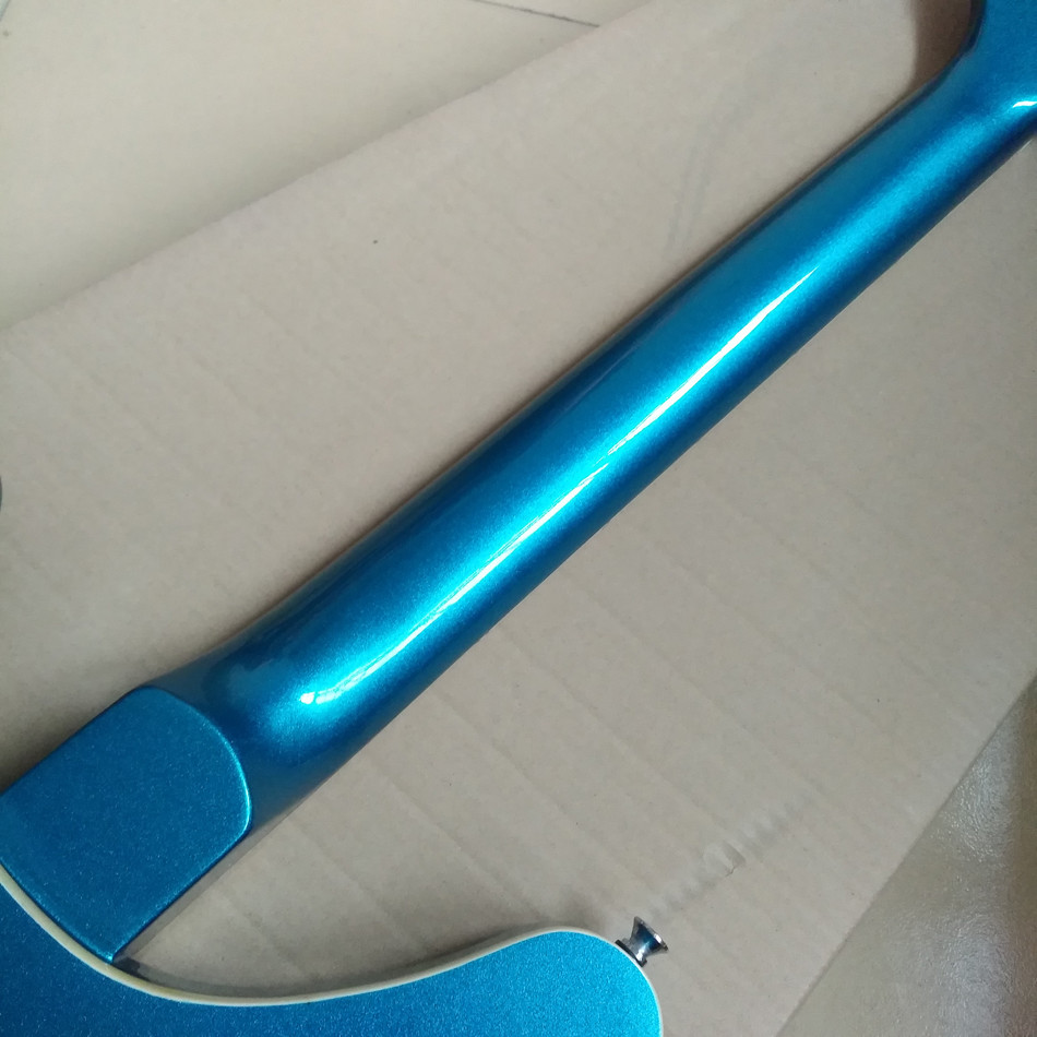 2018 Best Bass Top quality 12 strings Hollow body Electric Bass guitar in Metallic blue color, Chrome hardware