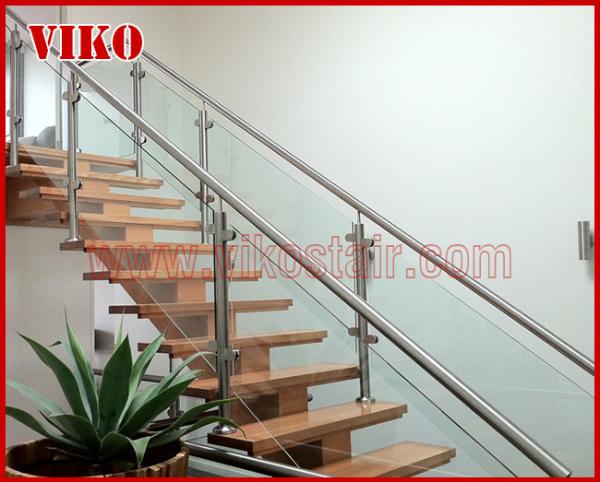 Straight Stringer Staircase VK47S Tempered GlassLED Light strip, Stringer: 5mm
