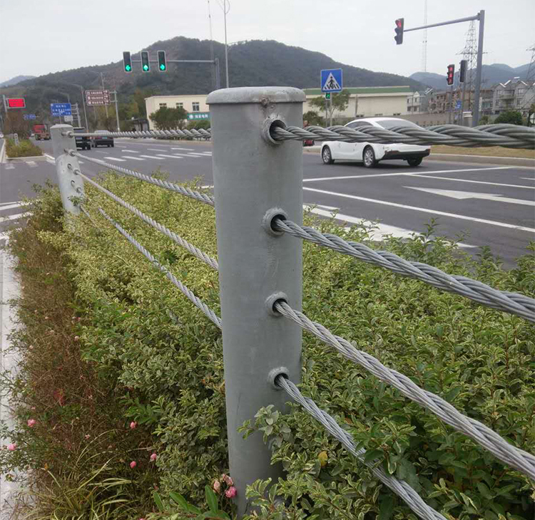 Road Traffic Safe Cable Barrier Steel Wire Rope Guardrails with Customized Color