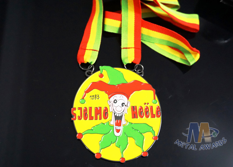 Die Casting Zinc Alloy Carnival Festival Metal Enamel Medals Filling Colors Custom Design With Ribbon