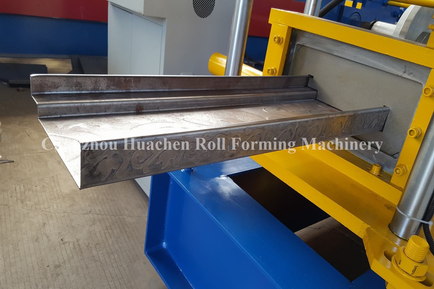 High Performance Door Frame Roll Forming Machine PLC Control With Hydraulic Cutting