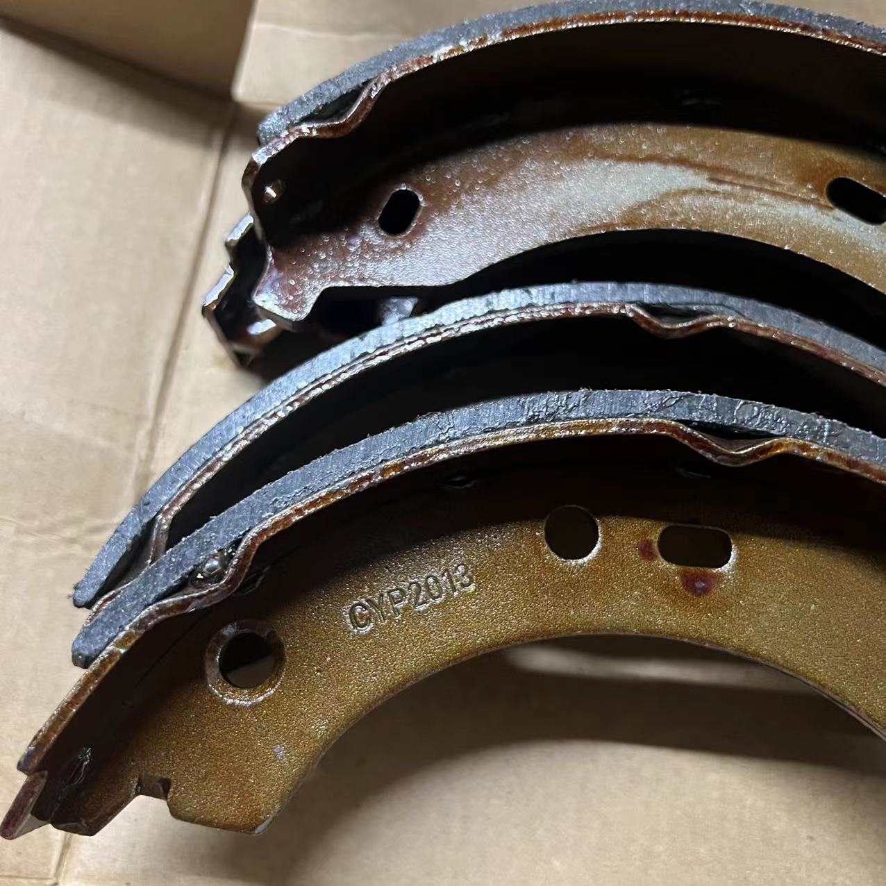 SAIC MOTOR MAXUS V90 Hand Brake Pads C00233816 for Enhanced Braking Efficiency