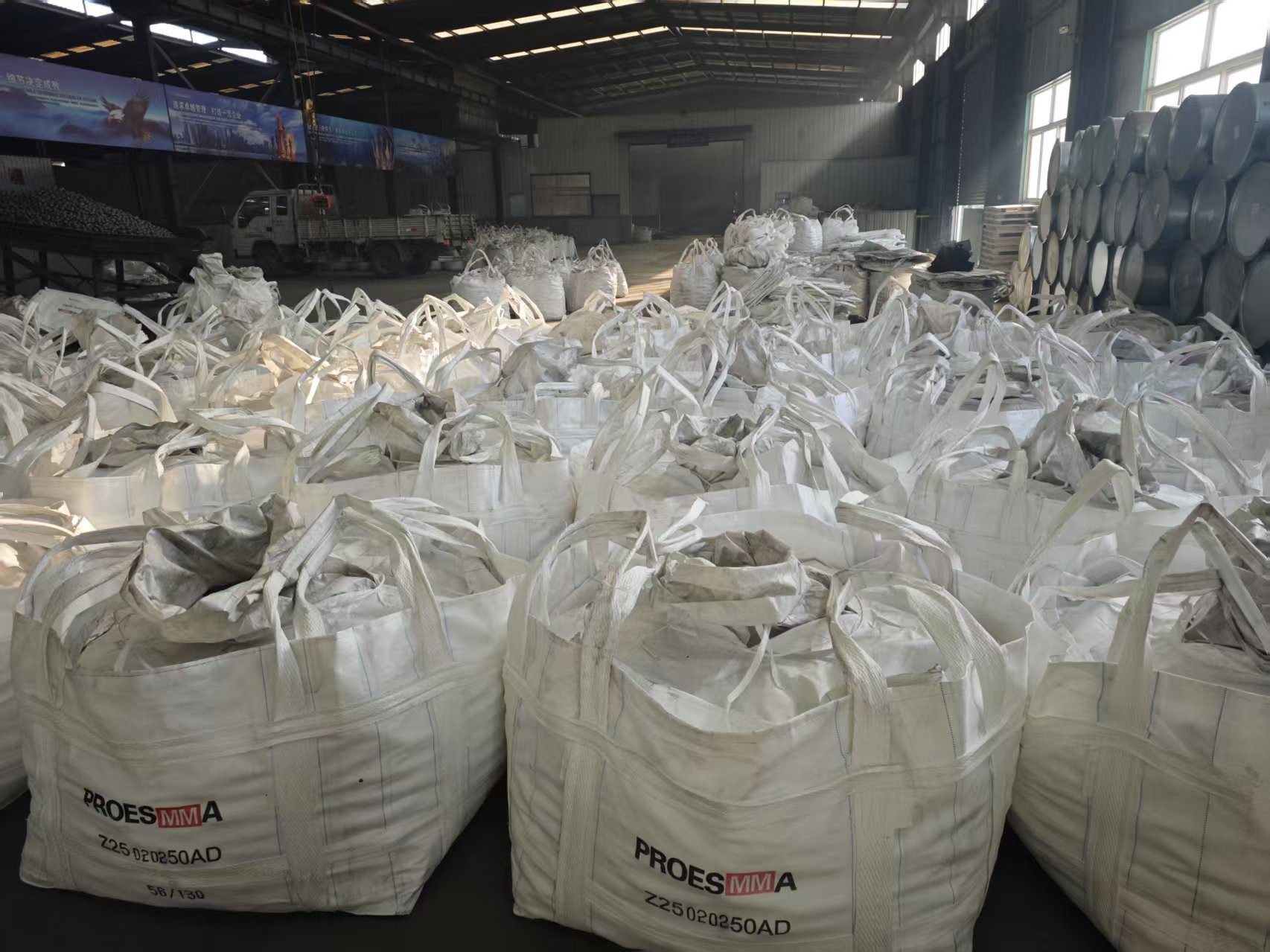 high Chrome casting iron balls low breakage rate ,high quality grinding iron ball for ball mill