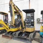 Used Mini Excavator Cat 302c Fully Import USA Japan Secondhand Small Digger