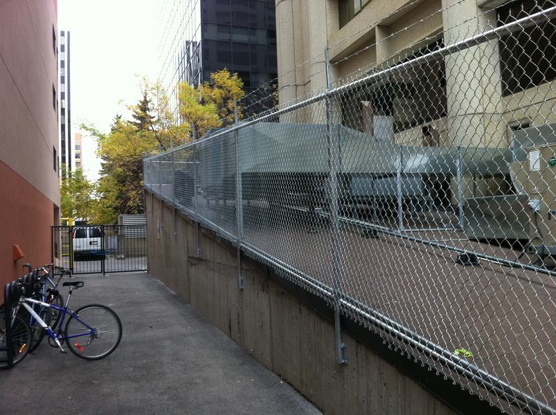 Cyclone Chain Link Mesh Galvanized PVC Coated 50x50mm 2.5in
