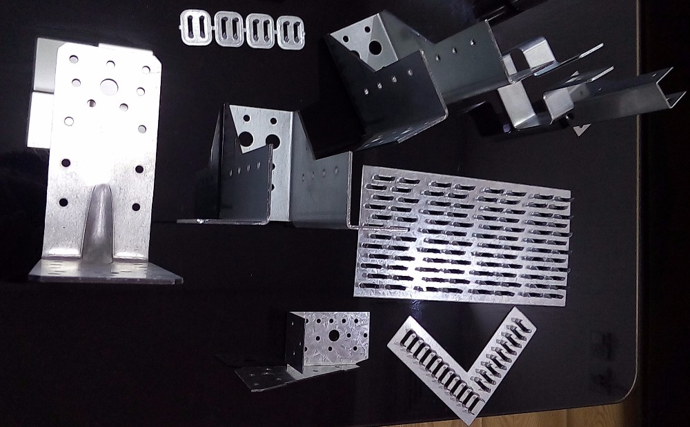 Nonstandard Hot Dipped Galvanized 2x6 Deck Joist Hanger with Black Coating