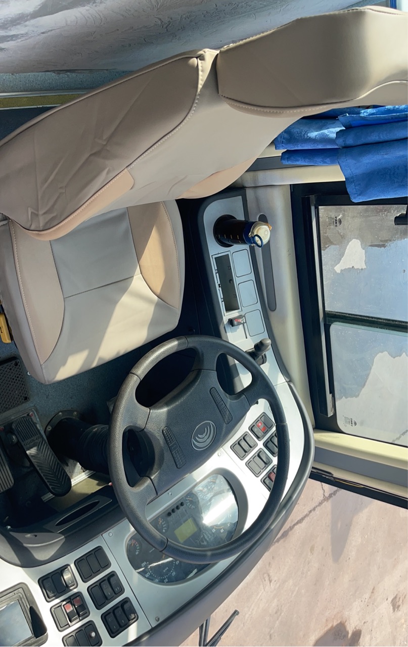 Left Hand Driver Used 47 Seater Coach Bus Good Condition Luxury Tour Passenger Coach