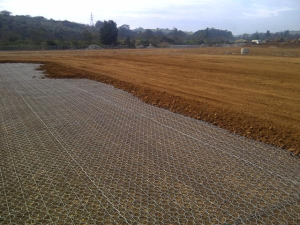Cheap Hexagonal Road Construction 2m Woven Steel Mesh for sale