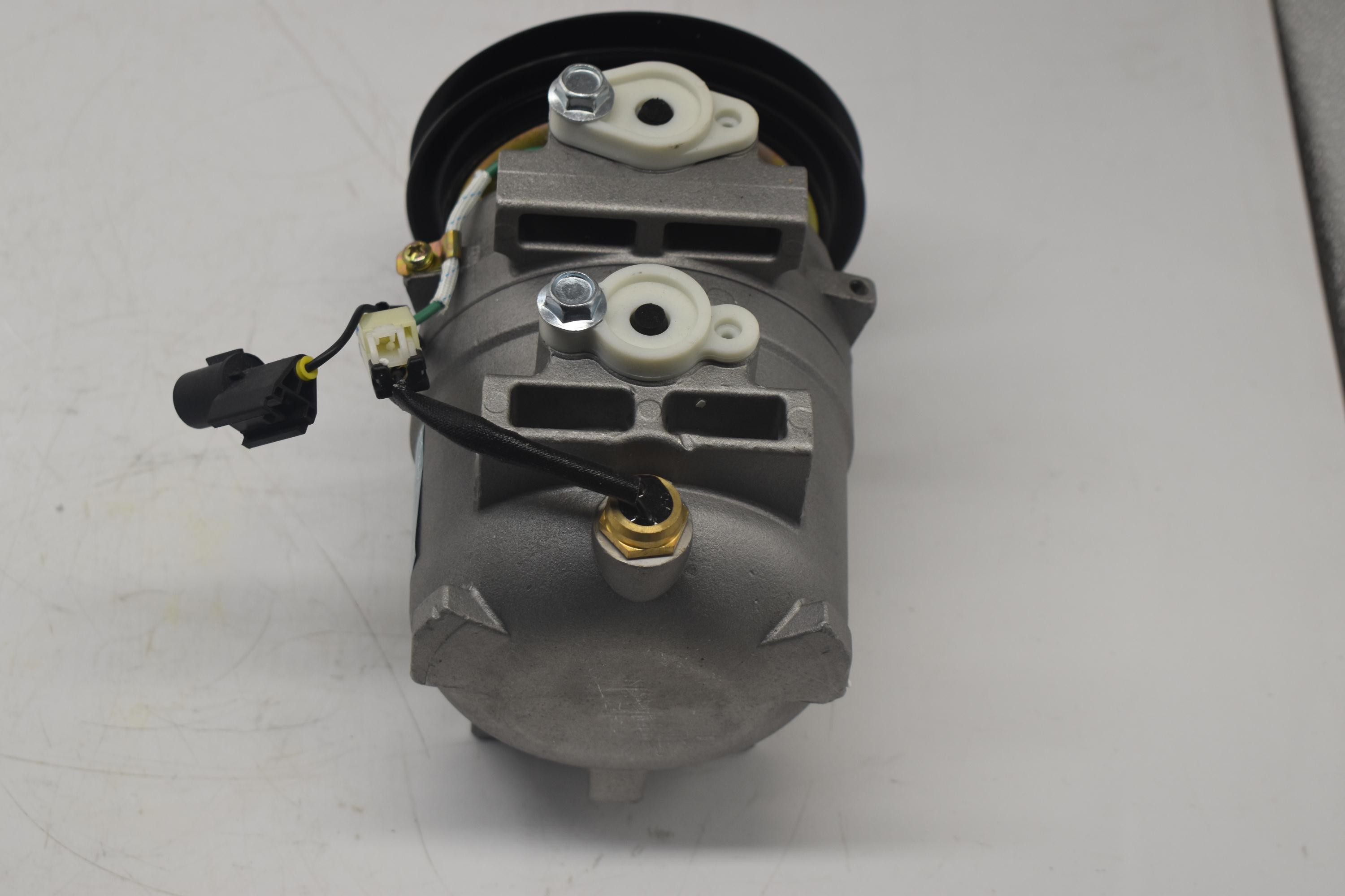 24V AC Compressor 11N6-90040 11N892040 For R320-7 Excavator