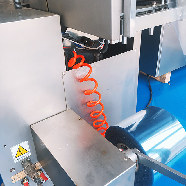 Tablet Blister Packing Machine , Capsule Pharmaceutical Blister Packaging Machines