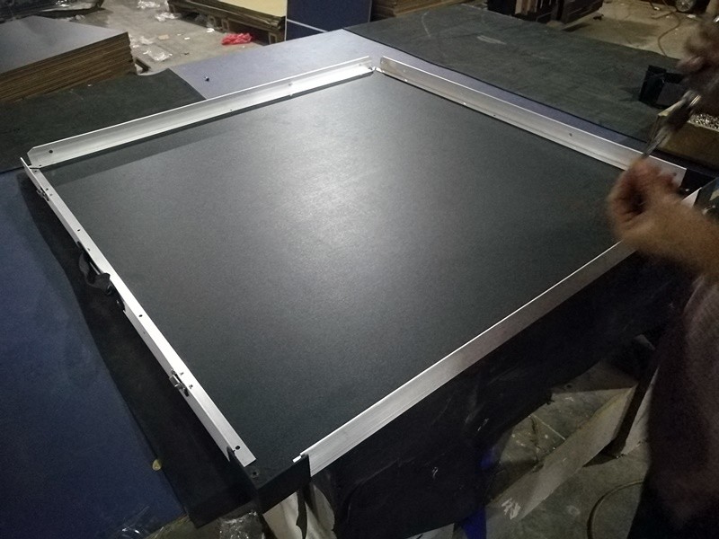 5FT Folding Indoor Table Tennis Table , Easy Carrying Portable Ping Pong Table