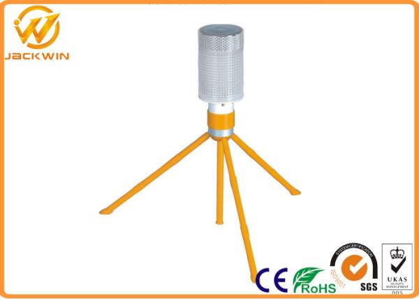 Traffic Safety Equipment LED Flashing Traffic Solar Barricade Warning Light High