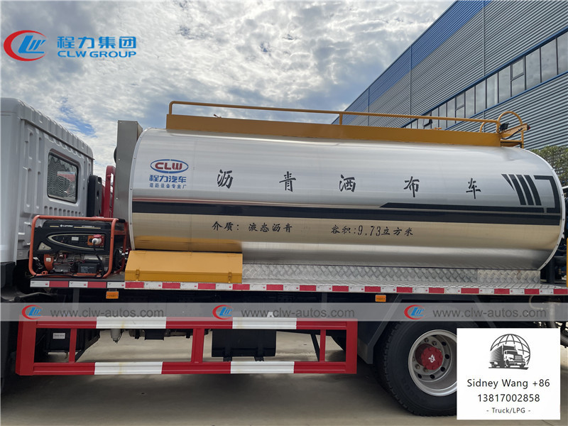 Dongfeng D9 Duolicar 10m3 Bitumen Spreader Truck