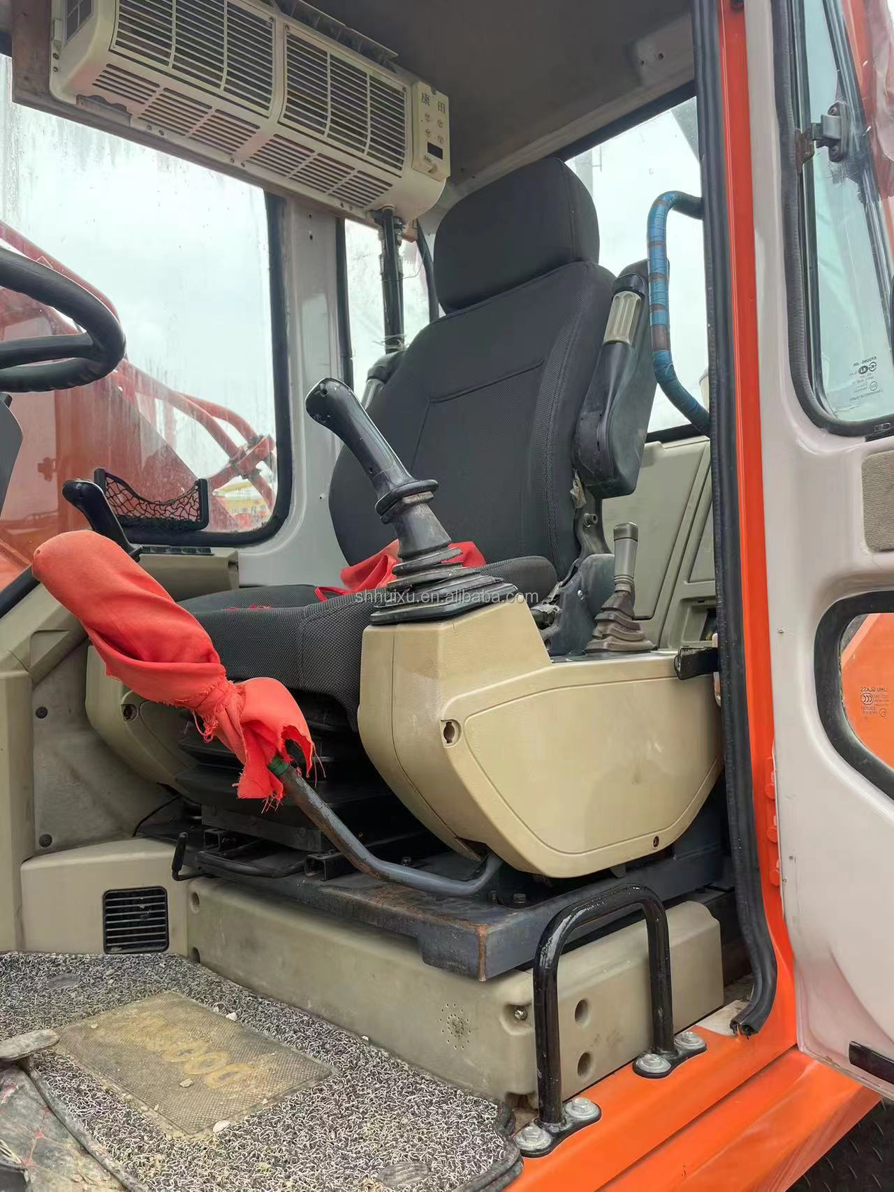 China wheeled excavator Doosan 150 second hand excavator heavy machine large excavator
