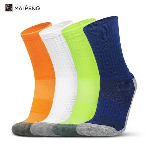 Quality Colorful Football Cushioned Compression Socks Unisex Anti Slip Crew Soccer Socks wholesale