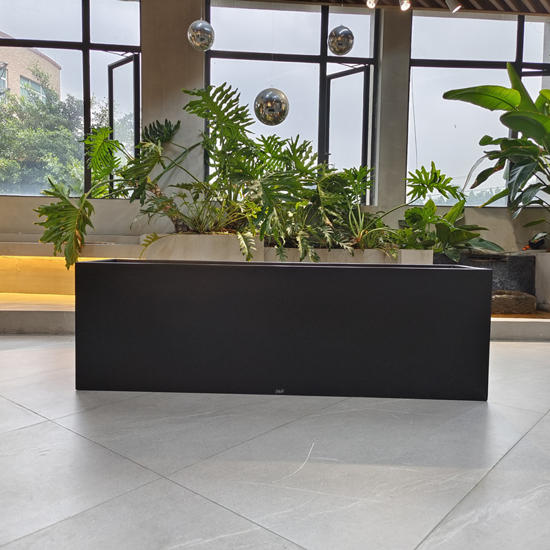 Matte Garden Fiberglass Flower Pots Black Color For Outside