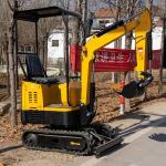 Double Cylinder Household 1.8 Ton Mini Excavator With 230mm Rubber Track