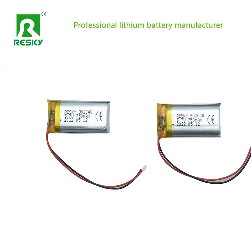 Pouch Lithium Polymer Battery Cell 902040 3.7V 700mAh 750mAh For LED Flashlight