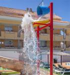Fiberglass Water Splash Pad 5m Height Water Park Bucket Dump Cluster For Spray