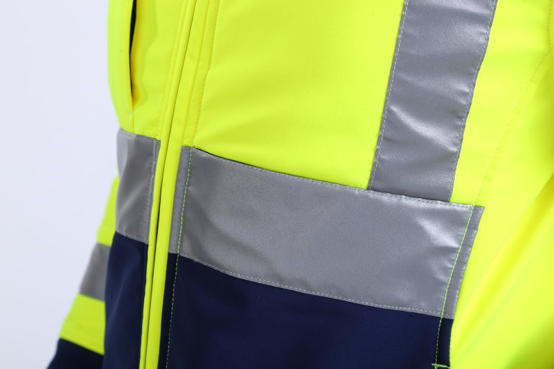 HIVIS Winter Work Clothes , OEM Hi Vis Work Gear For cold weather , reflective Softshell jacket