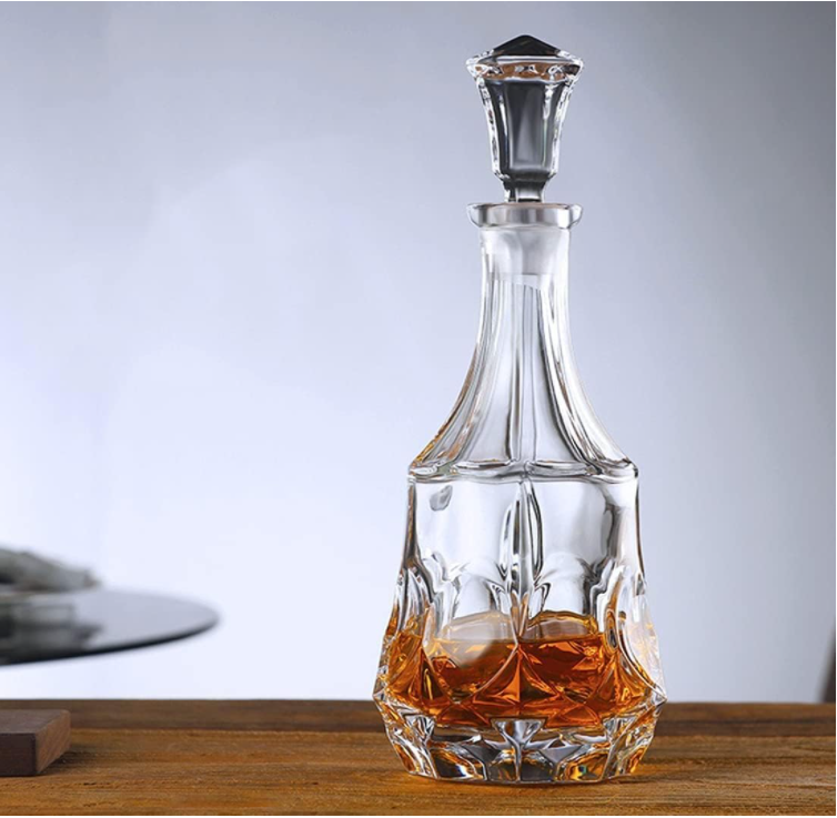 Custom Logo Glass Decanter Stopper for Beverage XO Glass Bottle Drinking Bottle