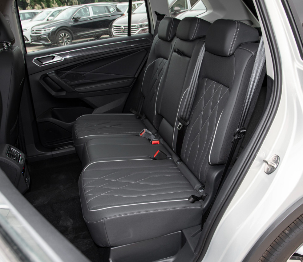 Volkswagen TIGUAN X 2023 380TSI 4WD Medium SUV Crossover 5 Door 5 Seats