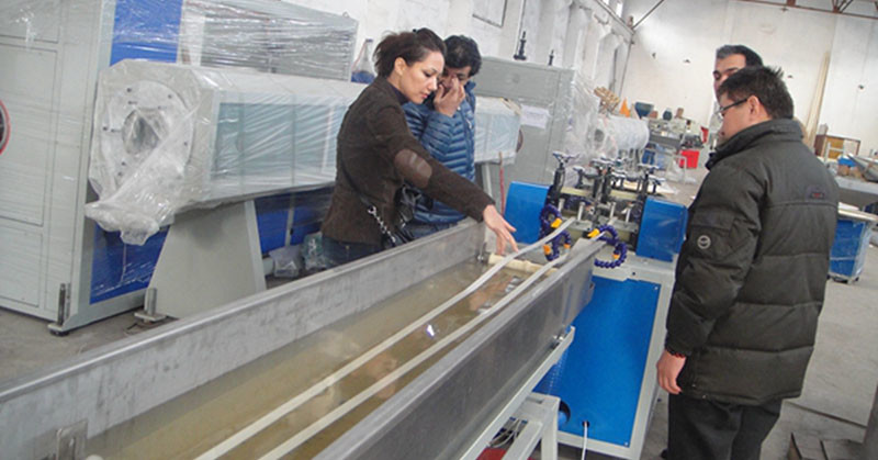 Plastic UPVC PVC Edge Banding Making Machine Plastic Strip Seal Extrusion Line