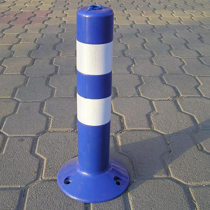 Roadway Safety High Visible Reflective Red PE Traffic Cones For Traffic Control