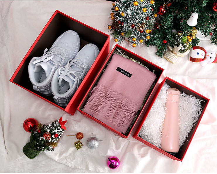 Cardboard Luxury Paper Gift Box Christmas Packaging Customized Size