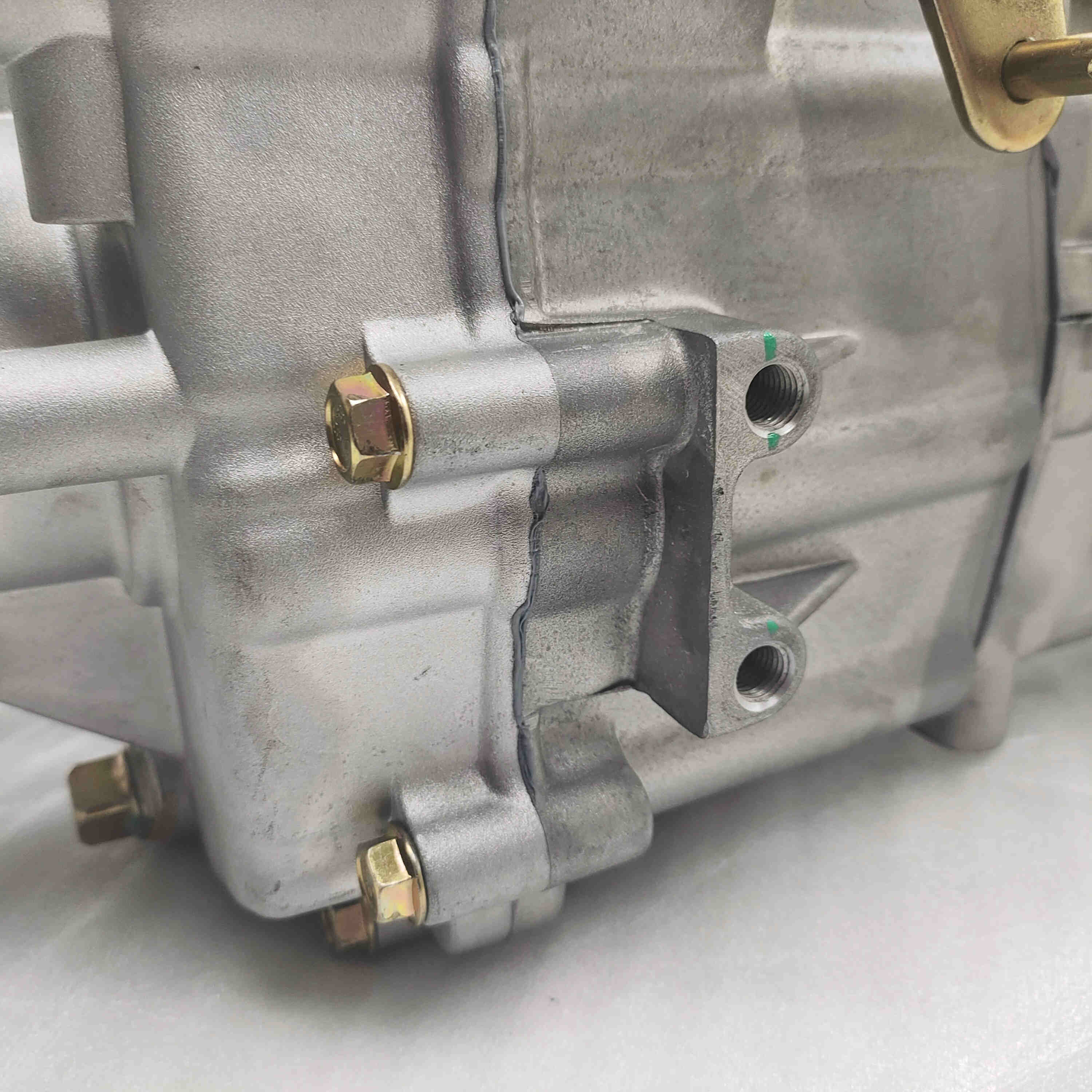 DAYANG Tricycle Automobile Heavy Duty 800cc Water-Cooled Engine Spare Parts Transmission Gear Box