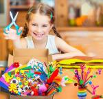 Serrated / jagged natural color, multi-colored wooden craft sticks with teeth