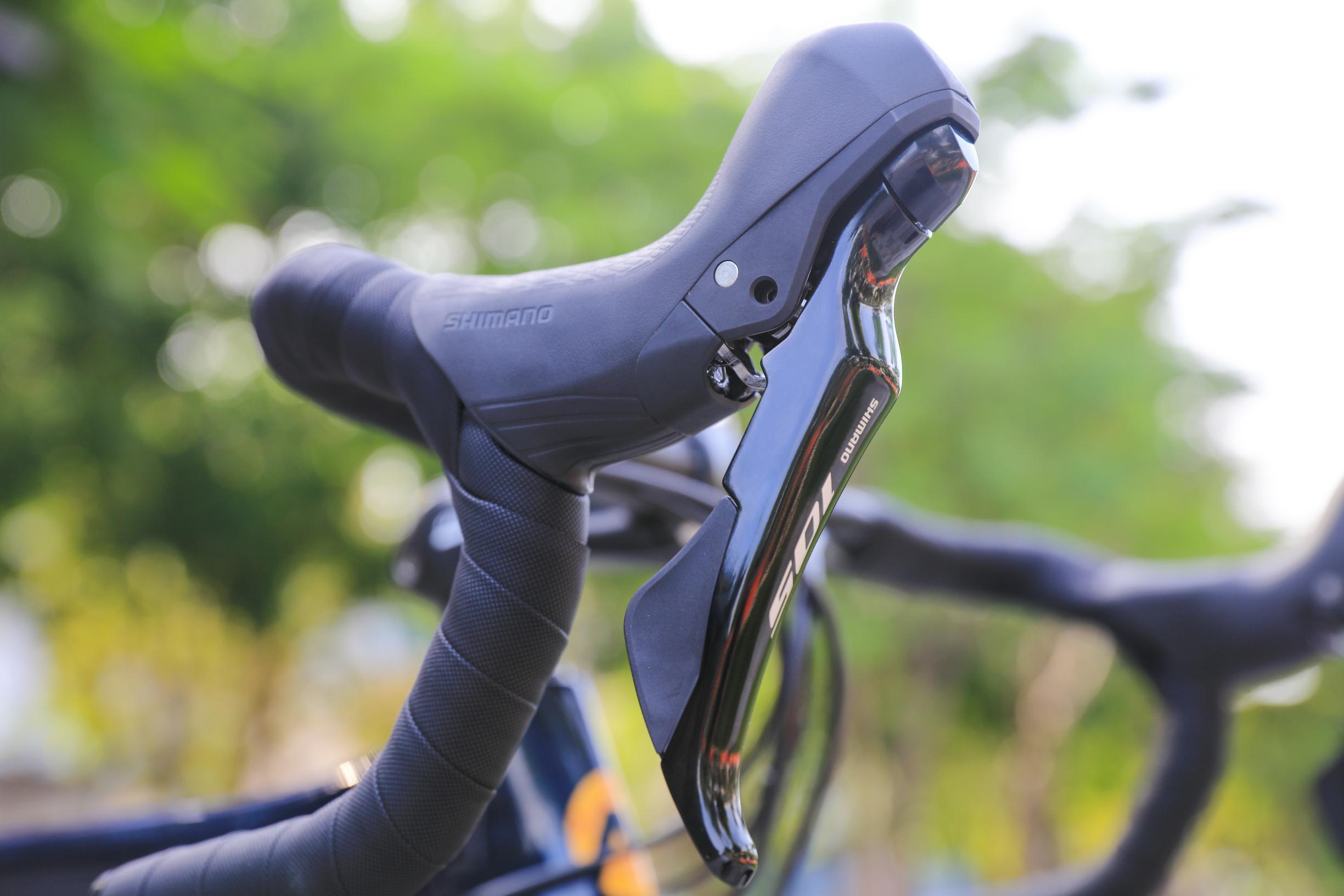 22 Speed Road Bike Carbon Racing Handlebar Cross Country Race Bicycle With Disc Brake