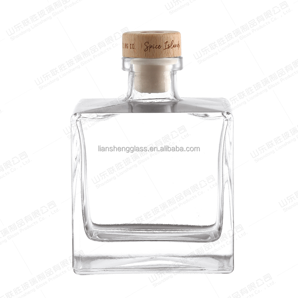 750ml Whisky Bottle Made of Healthy Lead-free Glass for from Big Glass Wine Bottle