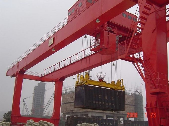 RMG Industrial Rail Mounted Gantry Cranes Electric Trolley Double Girder